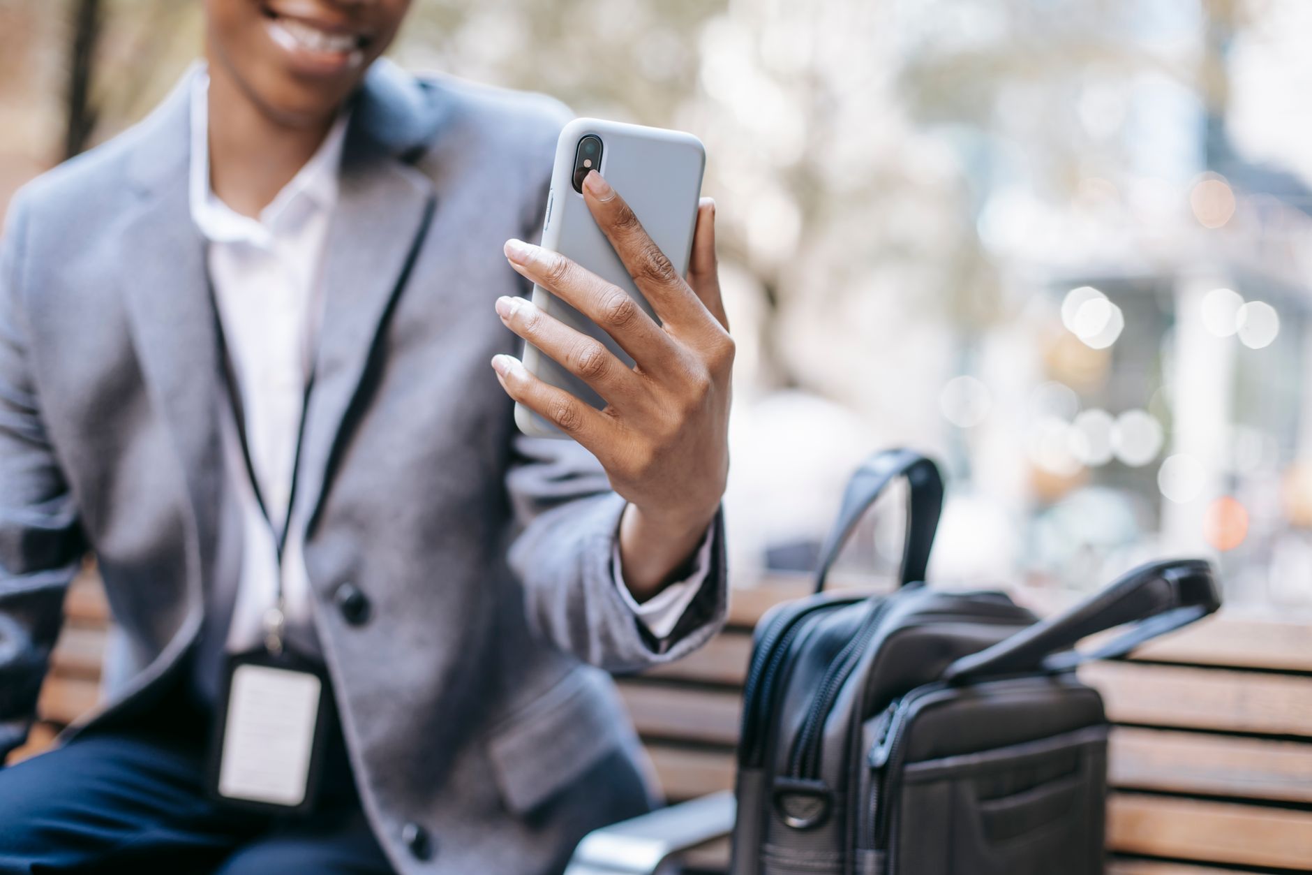 AI Business Agents στο WhatsApp για e-shop συνομιλία πελάτη