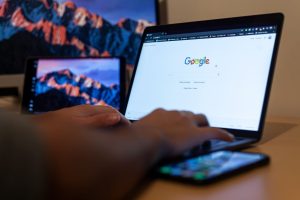 AI ορατότητα ιστοσελίδας για e-shop και επιχειρήσεις υπηρεσιών